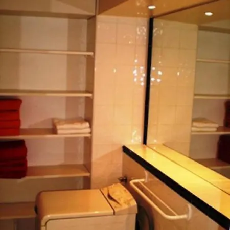 Sleeps 4 Wifi Cannes