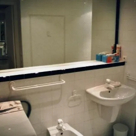 Sleeps 4 Wifi * Cannes